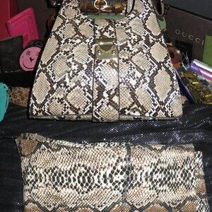 SNAKESKIN PYTHON FAUX LEATHER HANDBAG W/ MATCHING SIZE SMALL LEGGINGS 28 INSEAM